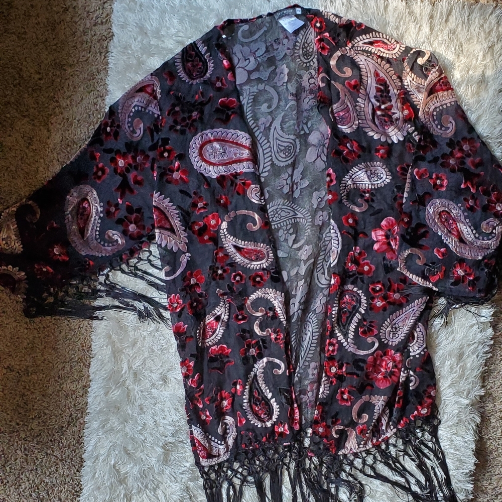 Earthbound Floral Kimono